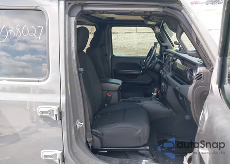 2021 Jeep Wrangler Unlimited Sport Altitude 4X4 from USA, damaged, VIN 1C4HJXDN5MW545516